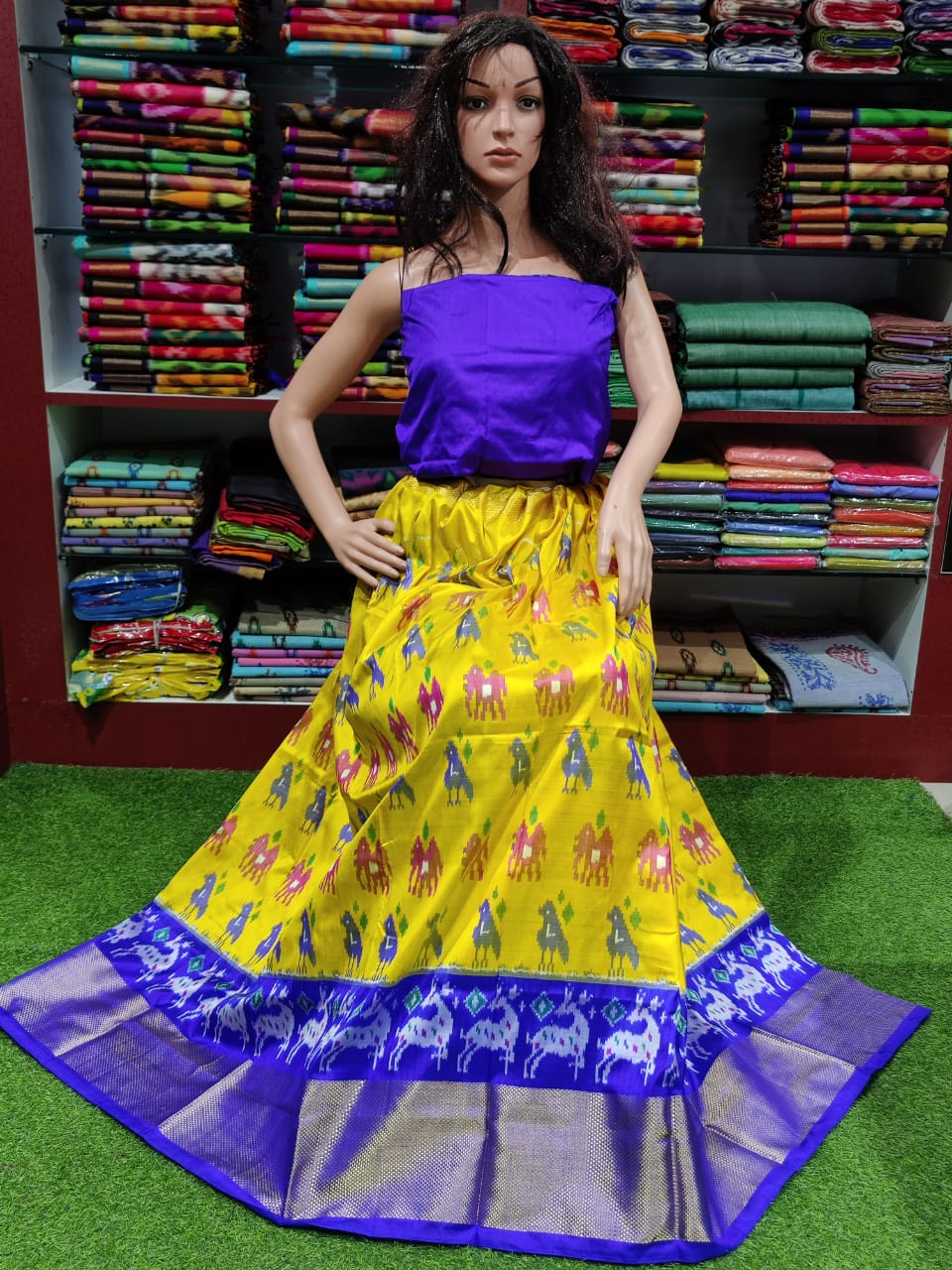 Multicolor Pochampally Ikkat Silk Lehengas at Rs 5900 in Ramannapeta | ID:  2852091561773