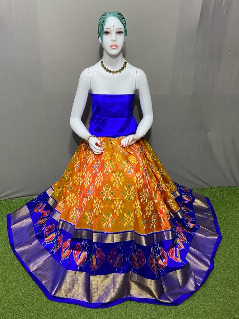 Pochampally silk saree blue and maroon with allover ikat weaves and lo –  Prashanti Sarees