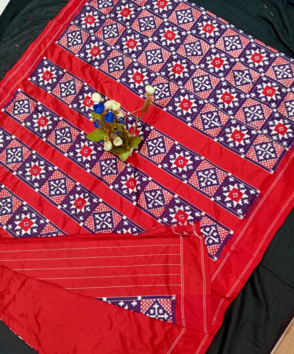 Telia Rumal Saree, Ikkat Telia Rumal Sarees, telia rumal silk saree, Double Ikat Telia Rumal Silk saree, Buy Pochampally Silk Sarees Telia Rumal Online, red black telia rumal silk saree, blue red telia rumal silk saree, Premium Double Ikat Telia Rumal Sarees, telia rumal saree manufacturers, telia rumal saree online, telia rumal silk saree price