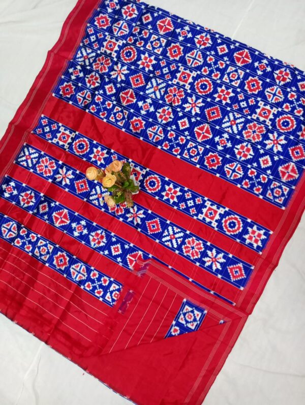 Telia Rumal Saree, Ikkat Telia Rumal Sarees, telia rumal silk saree, Double Ikat Telia Rumal Silk saree, Buy Pochampally Silk Sarees Telia Rumal Online, red black telia rumal silk saree, blue red telia rumal silk saree, Premium Double Ikat Telia Rumal Sarees, telia rumal saree manufacturers, telia rumal saree online, telia rumal silk saree price