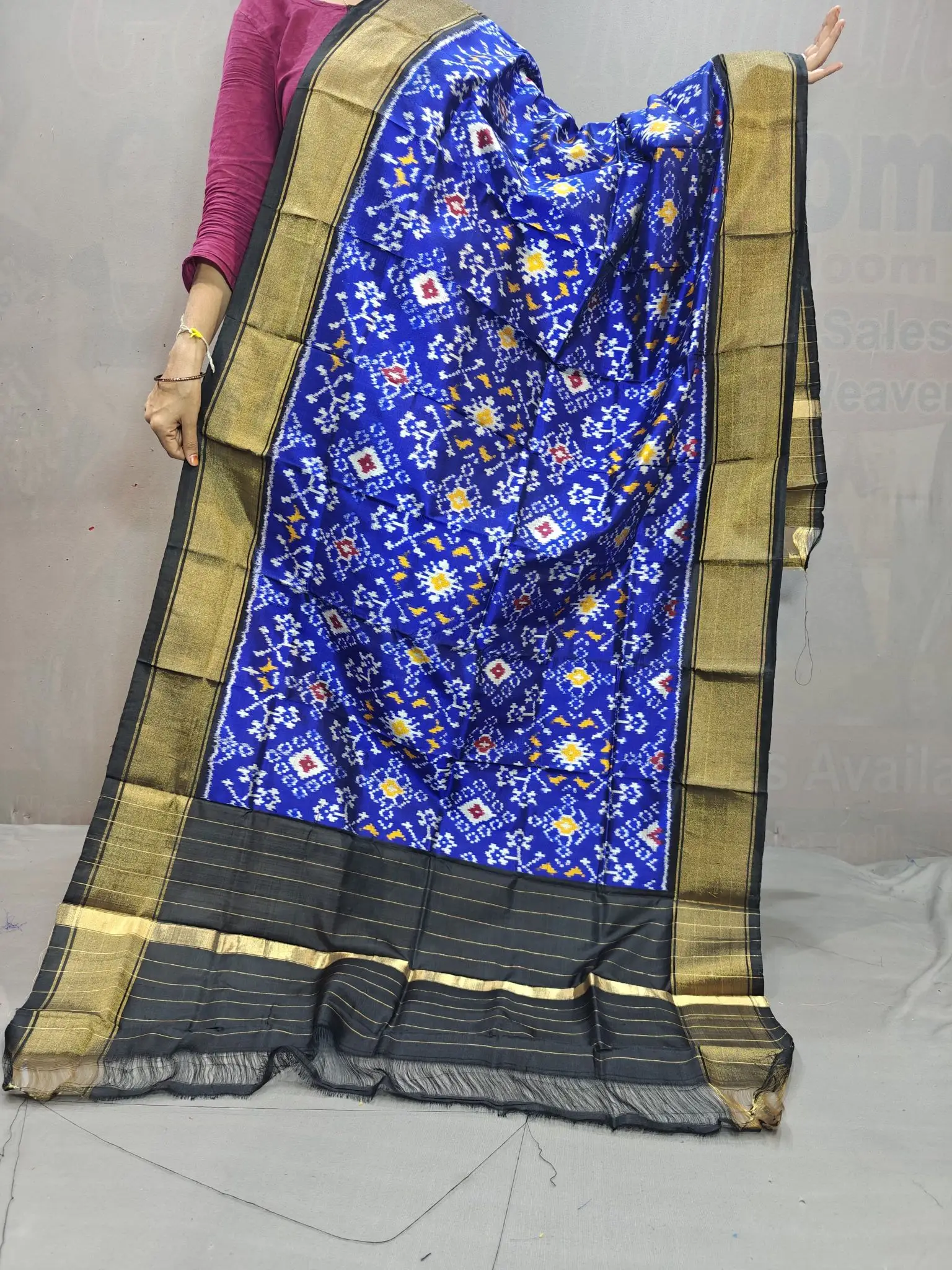 Pochampally Ikkat Double Weaving Handloom Silk Dupatta Length 2.5 Meters PRSD390020