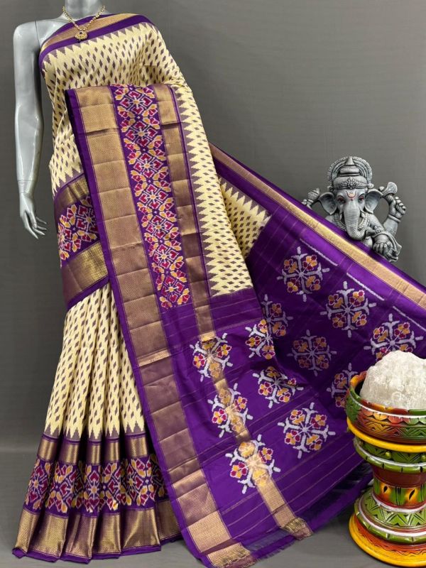 Pochampally Double Ikkat Silk Sarees With Blouse | Handloom Sarees - PABS1200029