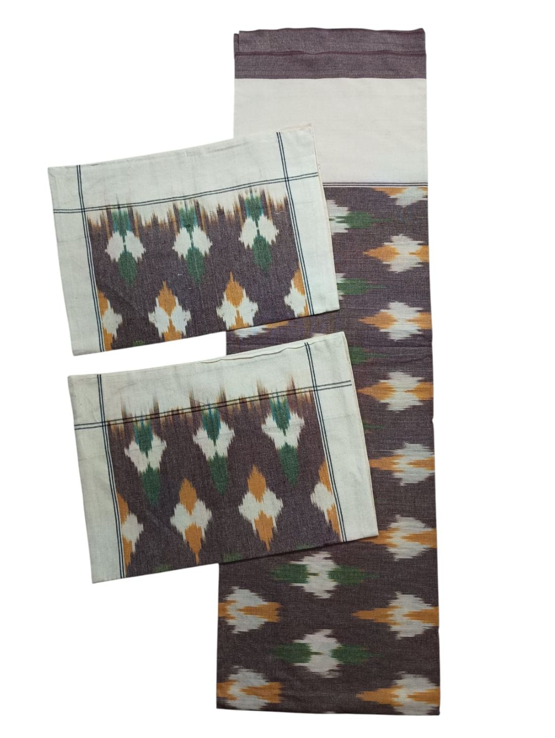 Pochampally Ikkat BedSheets, pochampally bedspreads with pillow covers, Ikkat Bedsheets, Ikkat Bedsheet Manufacturer, Ikkat bedsheets wholesale, Handloom bedsheets