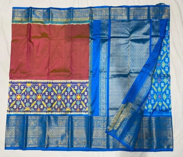 Pochampally Ikkat Silk Kanchi Border Sarees -SMKS18005