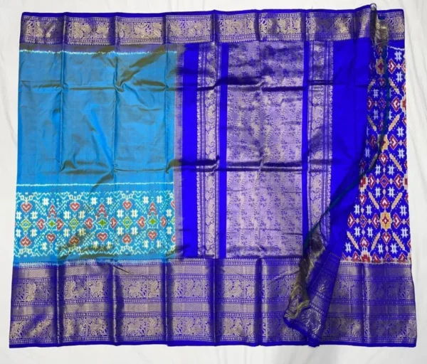 Pochampally Ikkat Silk Kanchi Border Sarees -SMKS18006