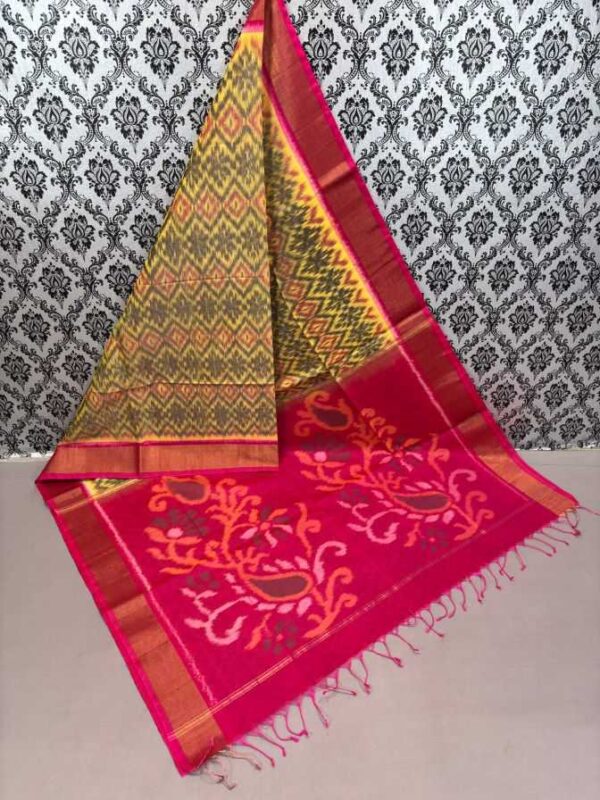 Pure Ikkat Sico Silk Cotton Sarees, 4 Inch Border Handloom Saree With Blouse - CK4SICO00054