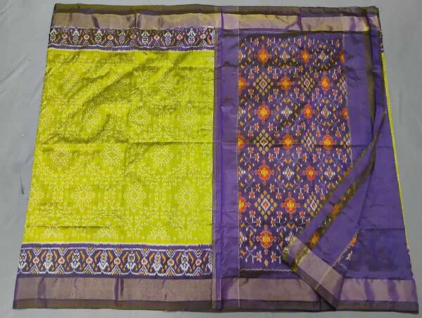 Pochampally Silk Sarees Multi Color Handloom Sarees -ARH10036