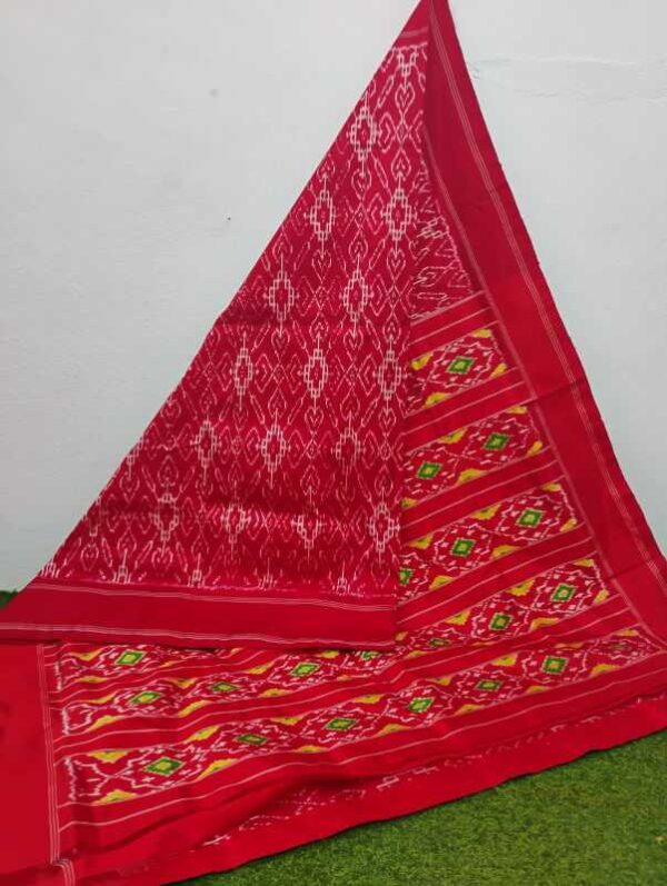 Pochampally Silk Sarees Multi Color Handloom Sarees -ARH10045