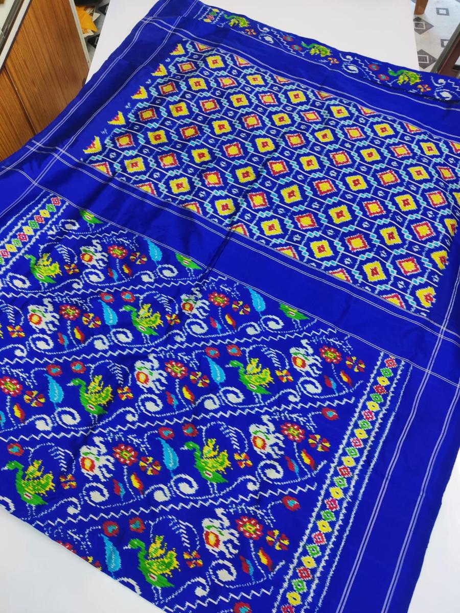 Pochampally Ikat Silk Sarees 15000 Silk Mark Certified, Silk Mark Certified Pochampally Sarees, Pochampally Pure Silk Sarees, Original Pochampally Ikat Silk Sarees, Handloom Pochampally Silk Sarees, Authentic Silk Mark Certified Sarees, Pure Silk Ikat Sarees, Buy Pochampally Silk Sarees Online, Designer Ikat Silk Sarees, Telangana Handloom Silk Sarees, Premium Pochampally Silk Sarees, Traditional Ikat Silk Sarees, Indian Handloom Silk Sarees, Certified Silk Sarees Online, Handwoven Pochampally Sarees