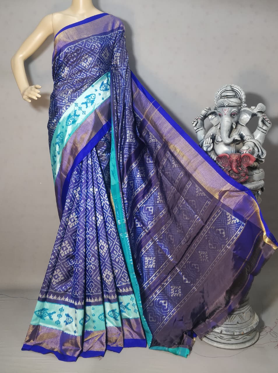 Pochampally Ikat Silk Sarees for Festivals, Elegant Pochampally Ikat Silk Sarees Online Pochampally Ikat Silk Sarees with Zari Work, Pochampally Ikat Sarees for Special Occasions, Affordable Pochampally Ikat Silk Sarees in India, Designer Pochampally Ikat Silk Sarees, Pochampally Ikat Silk Saree with Modern Designs