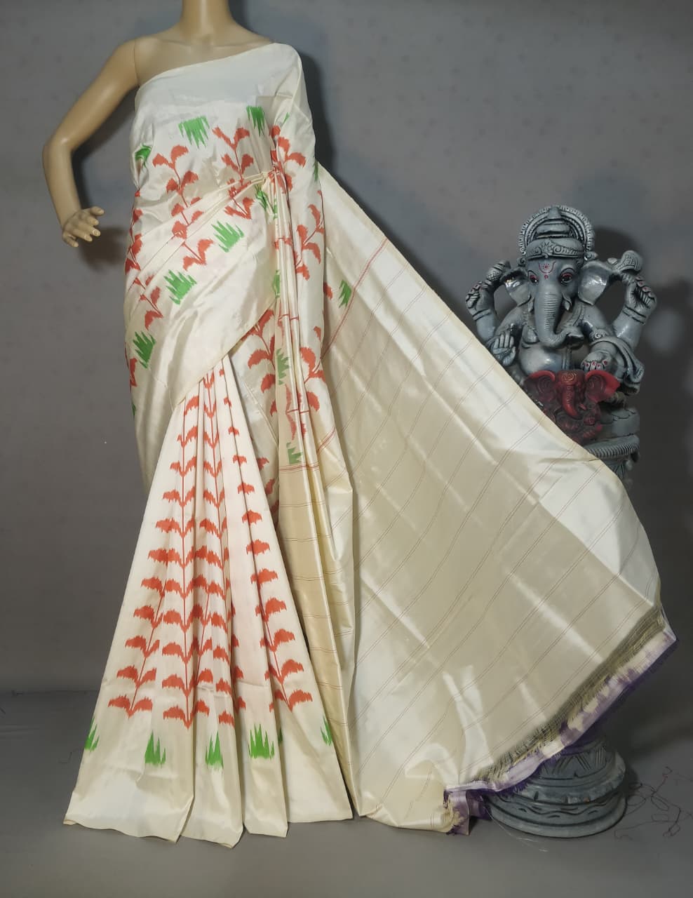 Pochampally Ikat Silk Sarees for Festivals, Elegant Pochampally Ikat Silk Sarees Online Pochampally Ikat Silk Sarees with Zari Work, Pochampally Ikat Sarees for Special Occasions, Affordable Pochampally Ikat Silk Sarees in India, Designer Pochampally Ikat Silk Sarees, Pochampally Ikat Silk Saree with Modern Designs