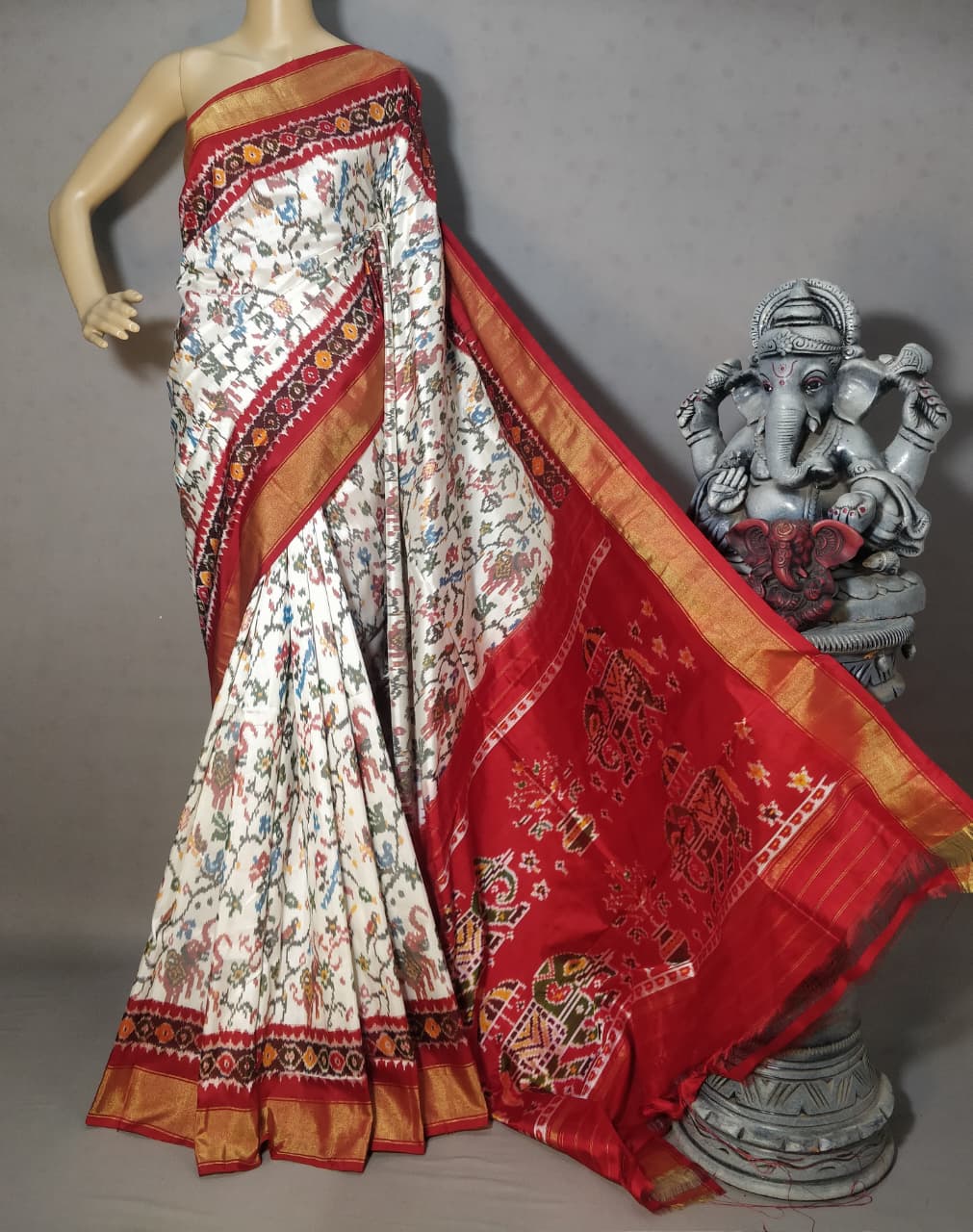 ikkat pochampally silk saree, double ikkat pochampally sarees, ikkat pattu sarees pochampally, pochampally ikkat sarees, Lightweight Ikat Silk Sarees for Summer, Multi-Color Ikat Silk Sarees Luxury Ikat Silk Sarees,