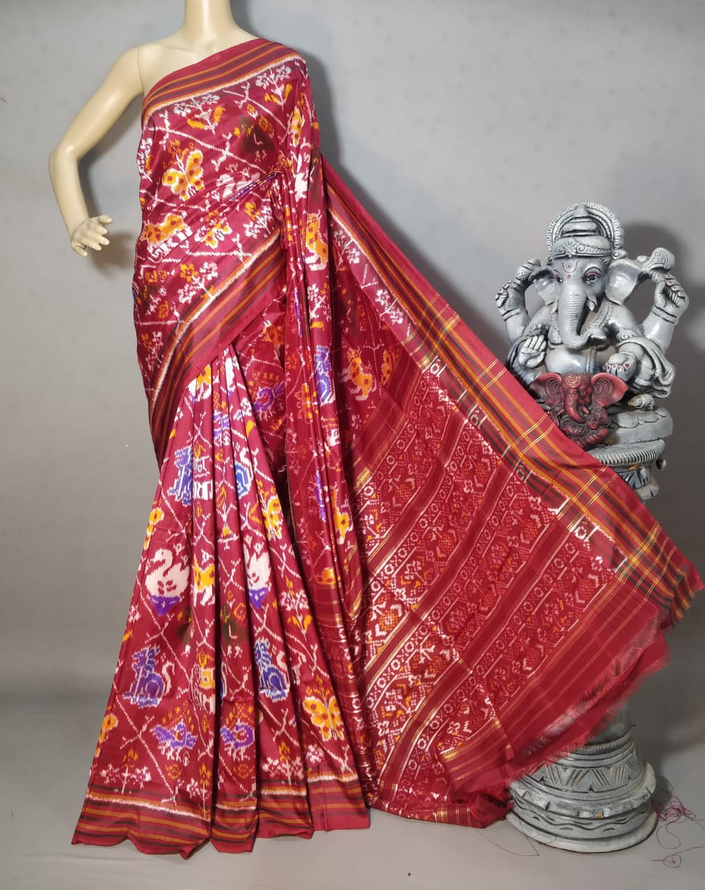 ikkat pochampally silk saree, double ikkat pochampally sarees, ikkat pattu sarees pochampally, pochampally ikkat sarees, Lightweight Ikat Silk Sarees for Summer, Multi-Color Ikat Silk Sarees Luxury Ikat Silk Sarees,