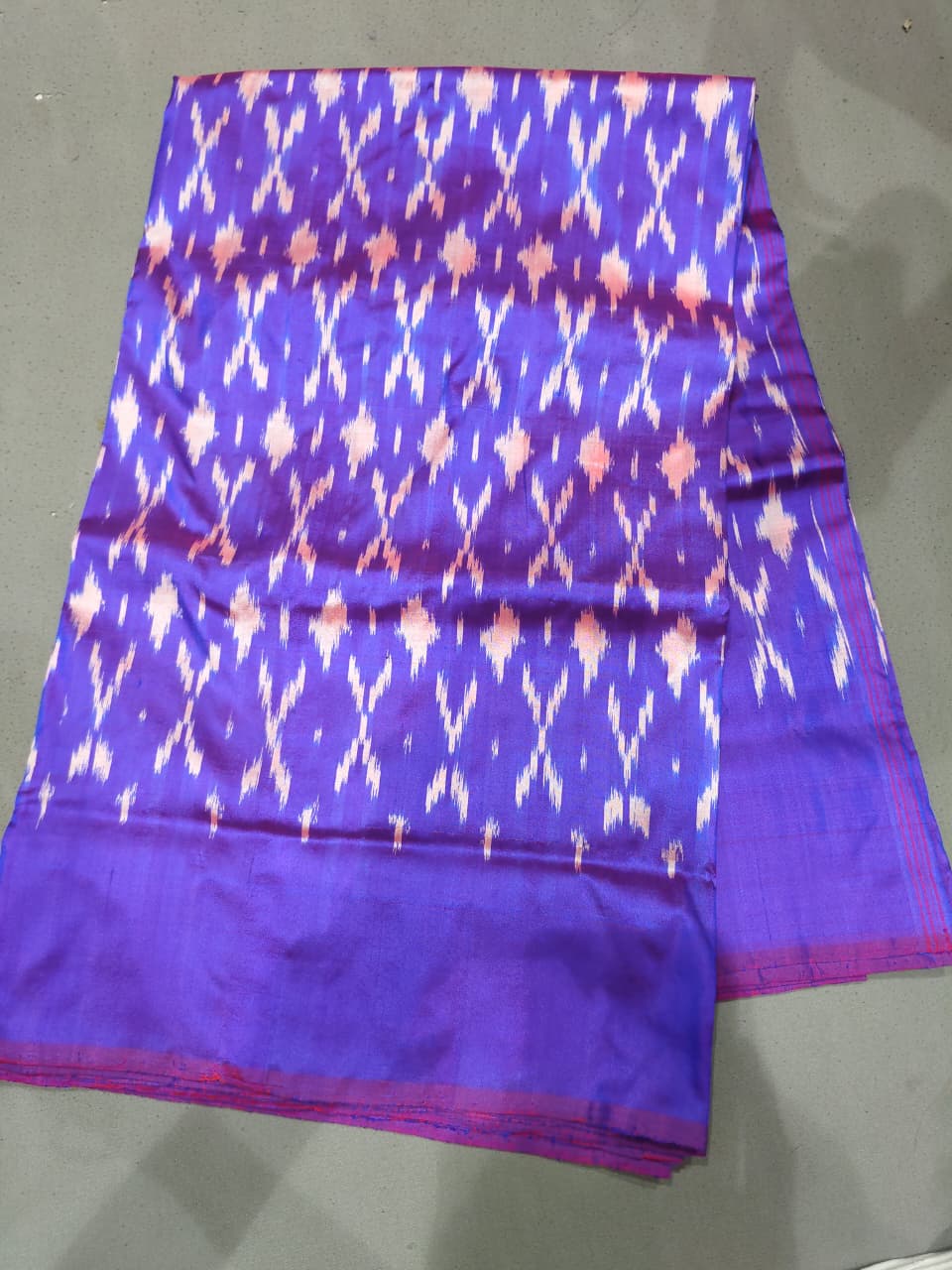 Pochampally Ikkat Silk Saree Light Weight Without Blouse -PRSS690020