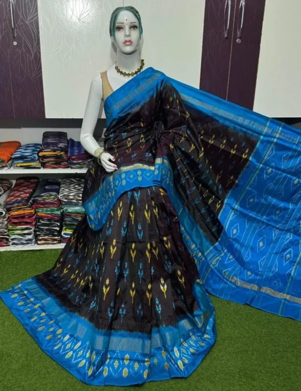 Pochampally silk sarees, ikkat silk sarees with blouse, pochampally ikkat sarees, double ikkat silk sarees, Pattu sarees