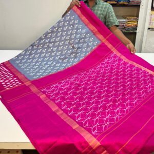Pochampally silk sarees, ikkat silk sarees with blouse, pochampally ikkat sarees, double ikkat silk sarees, Pattu sarees