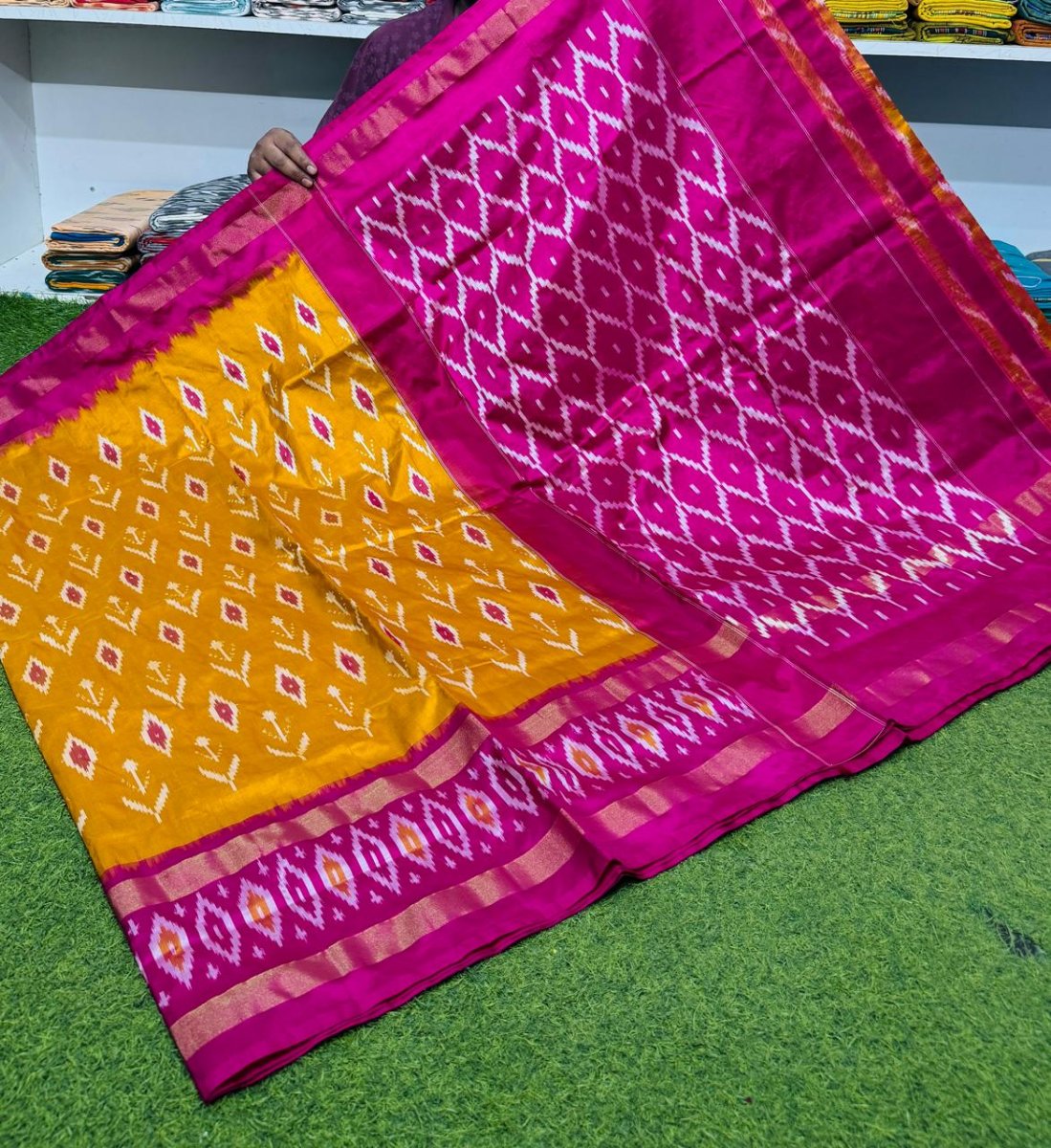 Pochampally ikkat silk sarees, ikkat handloom sarees, silk Mark certified sarees
