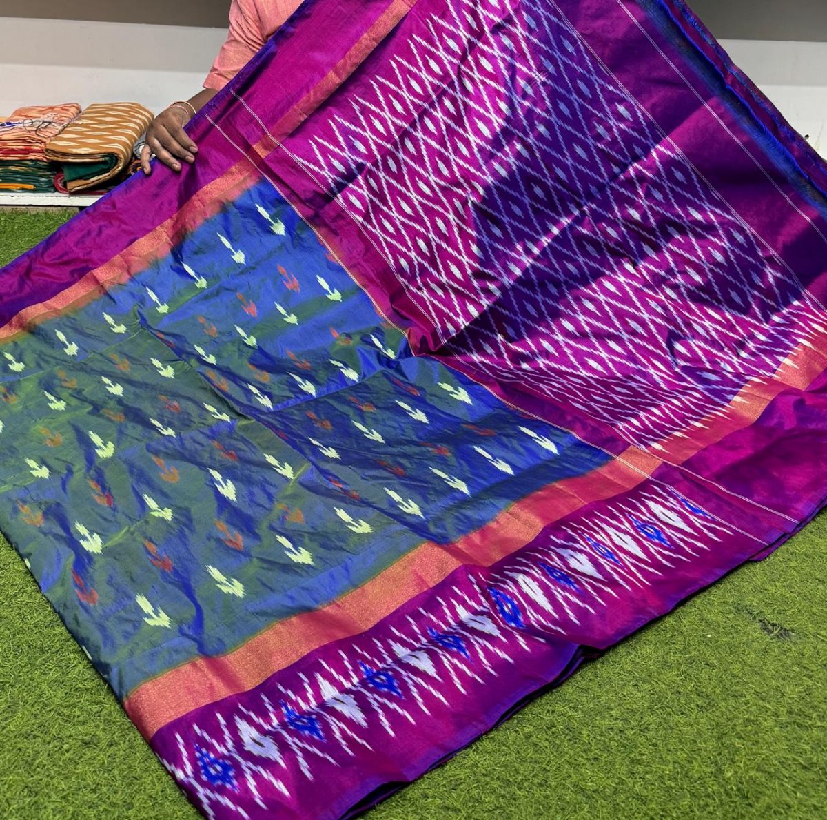 Pochampally ikkat silk sarees, ikkat handloom sarees, silk Mark certified sarees