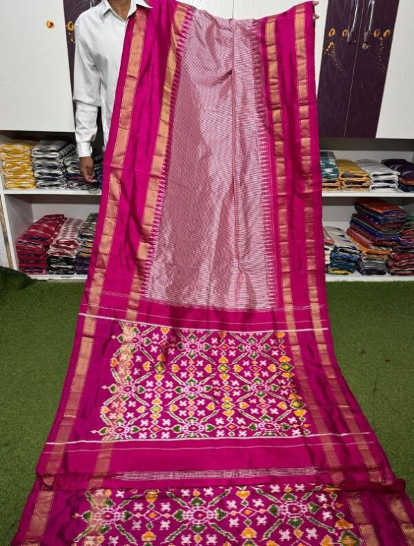 Pochampally silk sarees, ikkat silk sarees with blouse, pochampally silk sarees checks designs ikkat pochampally sarees
