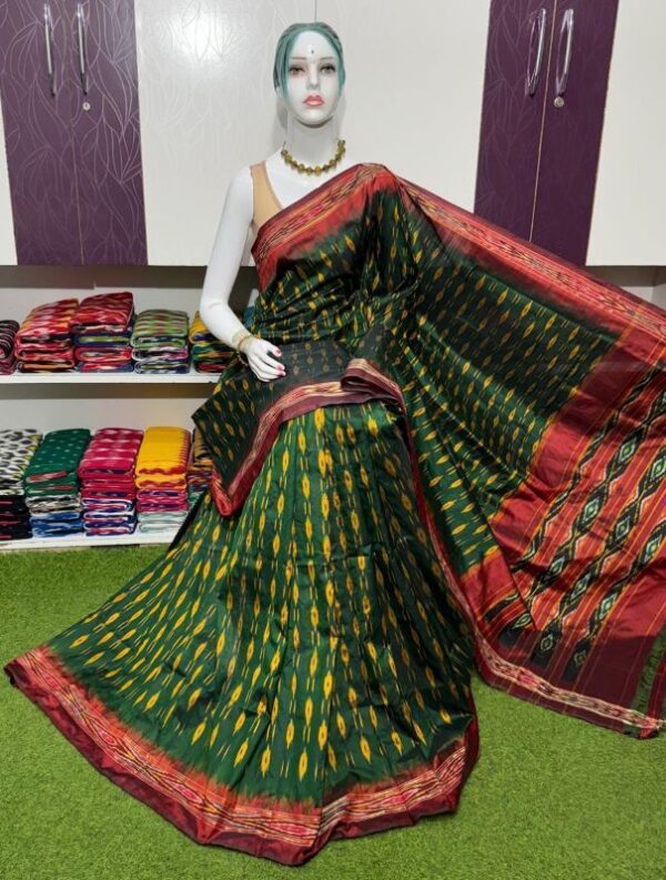 Pochampally Ikkat  Silk  Saree Light Weight Without Blouse  -SRSS690014