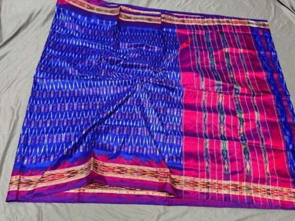 Pochampally Ikkat  Silk  Saree Light Weight Without Blouse  -SRSS690016