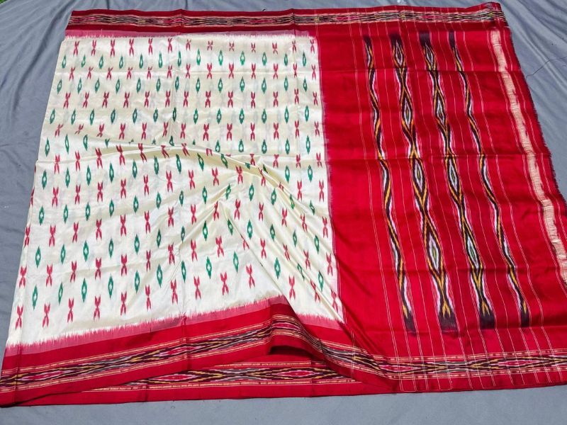 Pochampally Ikkat Silk Saree Light Weight Without Blouse -SRSS690030