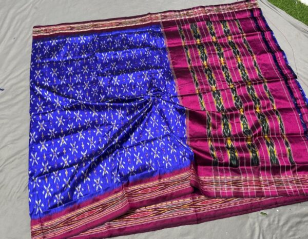 Pochampally Ikkat  Silk  Saree Light Weight Without Blouse  -SRSS69008