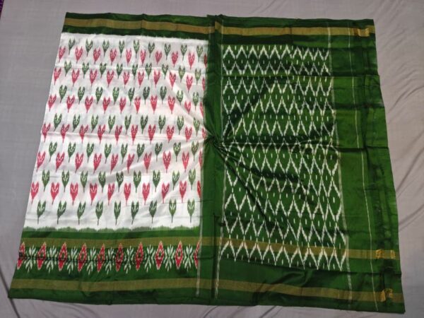 pochampally silk sarees, ikkat handloom silk sarees, ikat silk sarees light weight premium, silk mark certified sarees