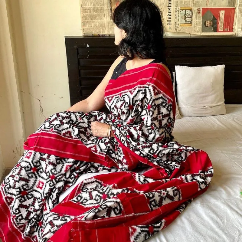 Pochampally Ikkat Telia rumal sarees, Double ikkat telia rumal mercerized cotton sarees, telia rumal sarees designs