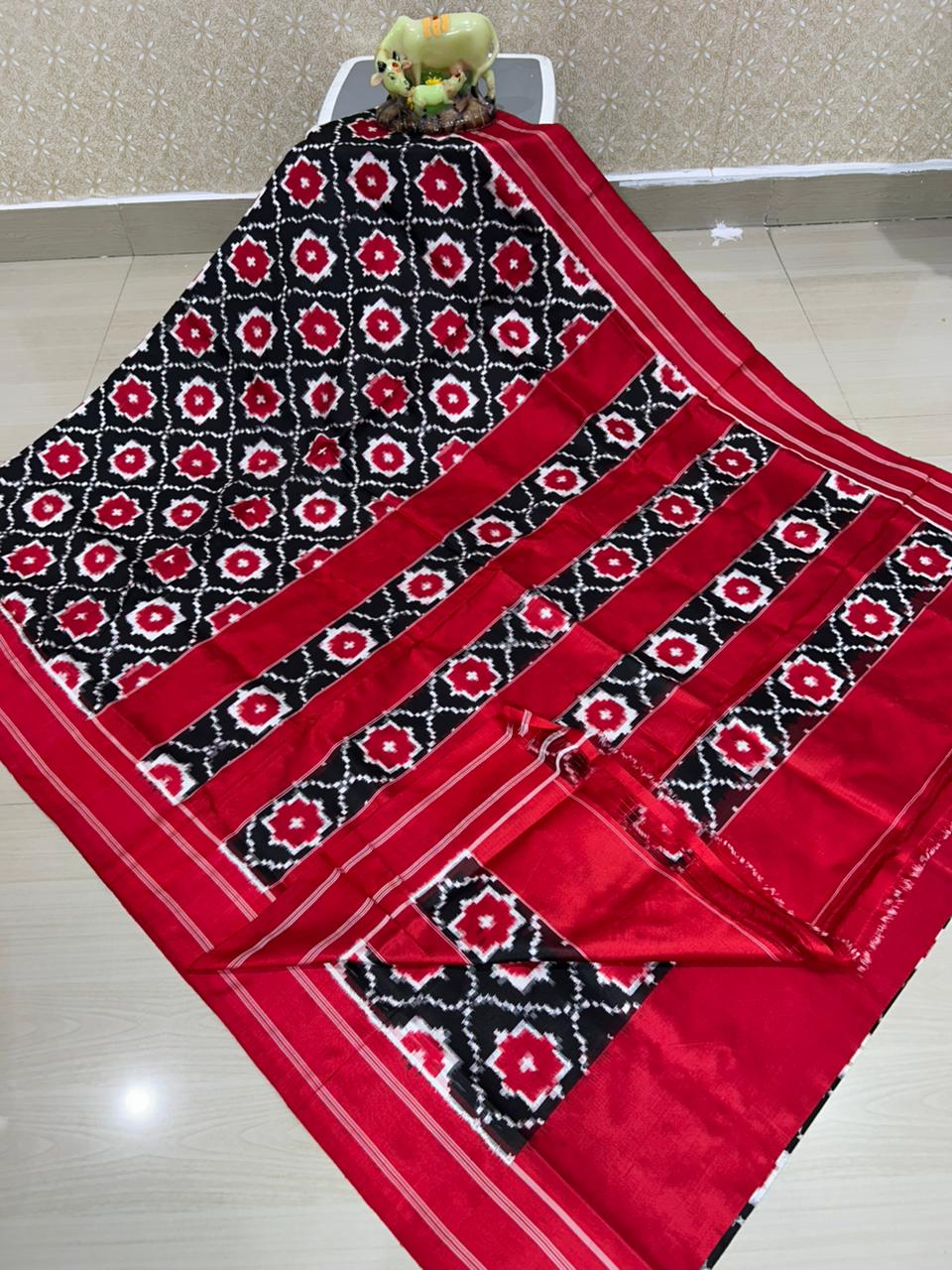 Pochampally Ikkat Telia Rumal Silk Sarees,Ikkat telia rumal sarees, pochampally silk sarees price, silk mark certified sarees, double ikkat silk sarees.